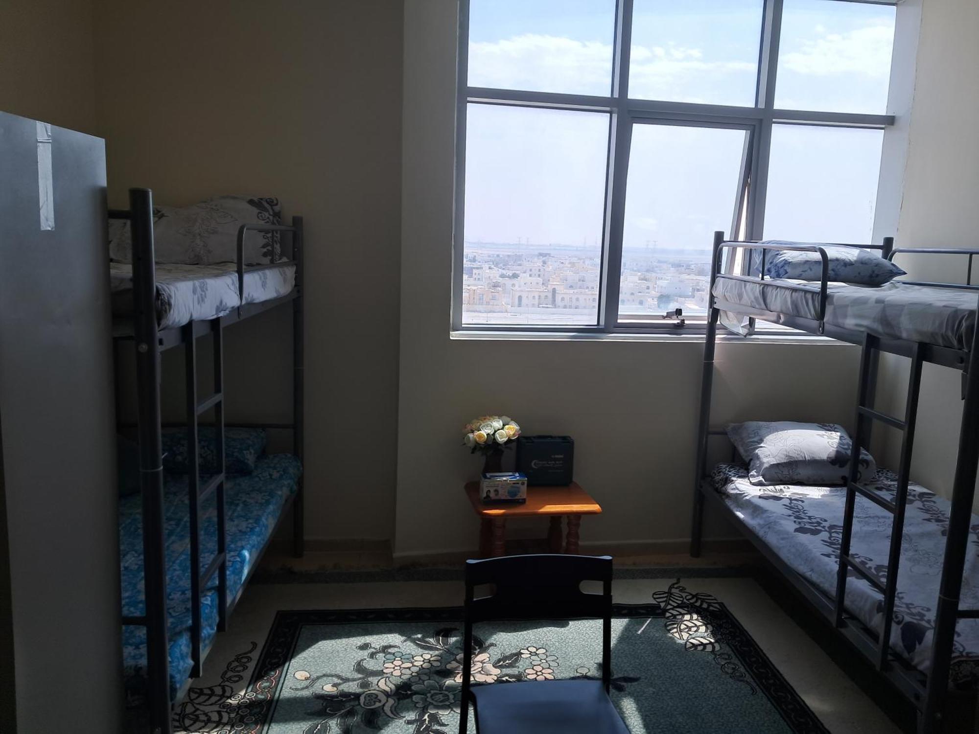 Top House Hostel Abu Dhabi Eksteriør billede